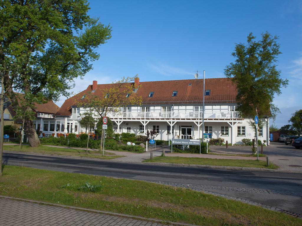 Haus Am Meer Hotel Ahrenshoop Exterior photo
